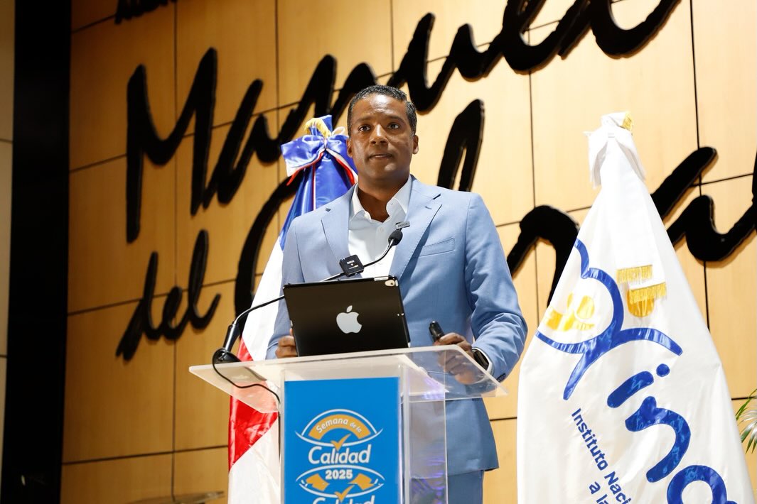 Rafael Morillo diserta en la Semana de la Calidad del INAIPI