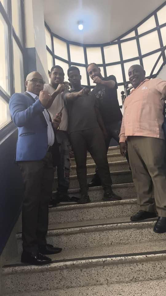 Agentes policiales colocaron paquete falso de droga a tres choferes de la ruta Villa Mella-Sabana Perdida, SDN