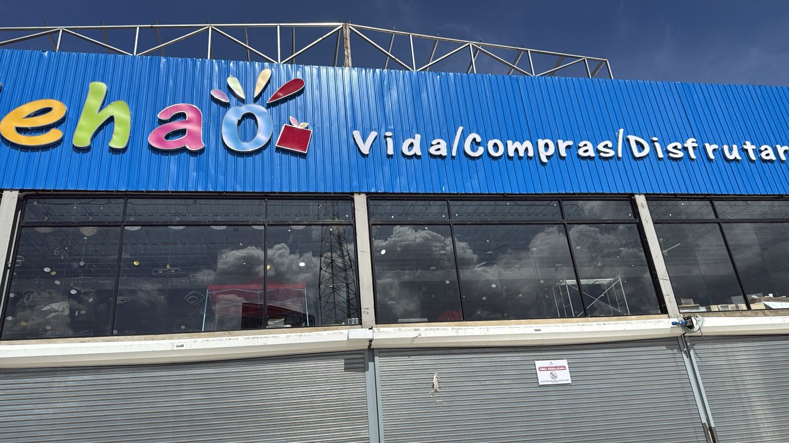MIVED clausura Plaza Zehao en Las Terrenas por operar sin permisos de construcción - Noticias de hoy en República Dominicana | De Último Minuto