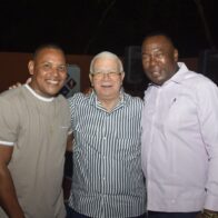 Regidor Leandro Polanco Medina lleva alegría y solidaridad a la comunidad de La Caleta con cena navideña