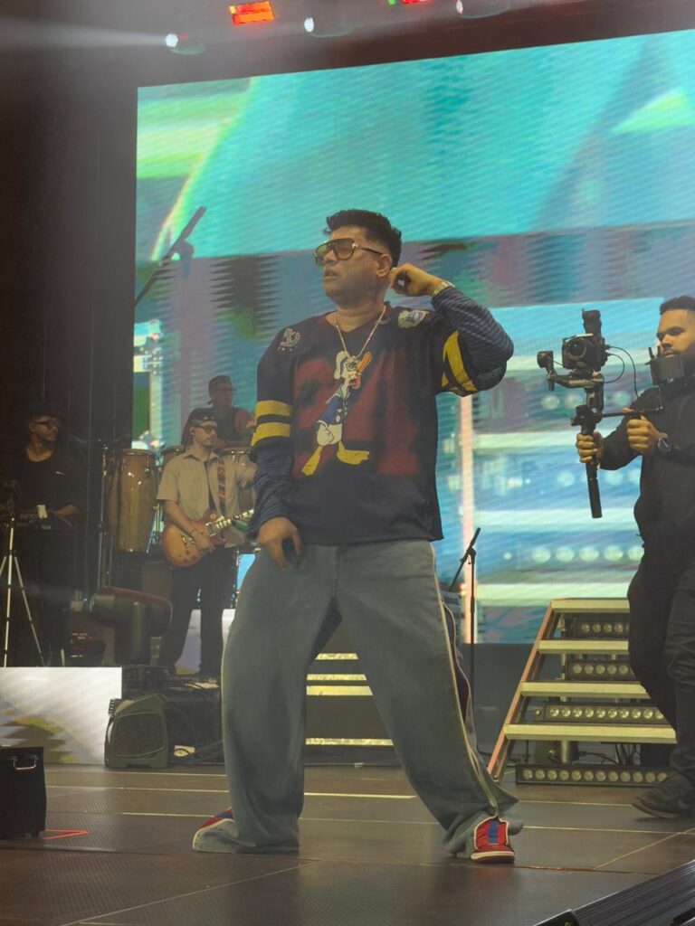 Shadow Blow inicia con éxito concierto en la Gran Arena del Cibao | 9 | Shadow Blow inicia con éxito concierto en la Gran Arena del Cibao - Noticias de hoy en República Dominicana | De Último Minuto