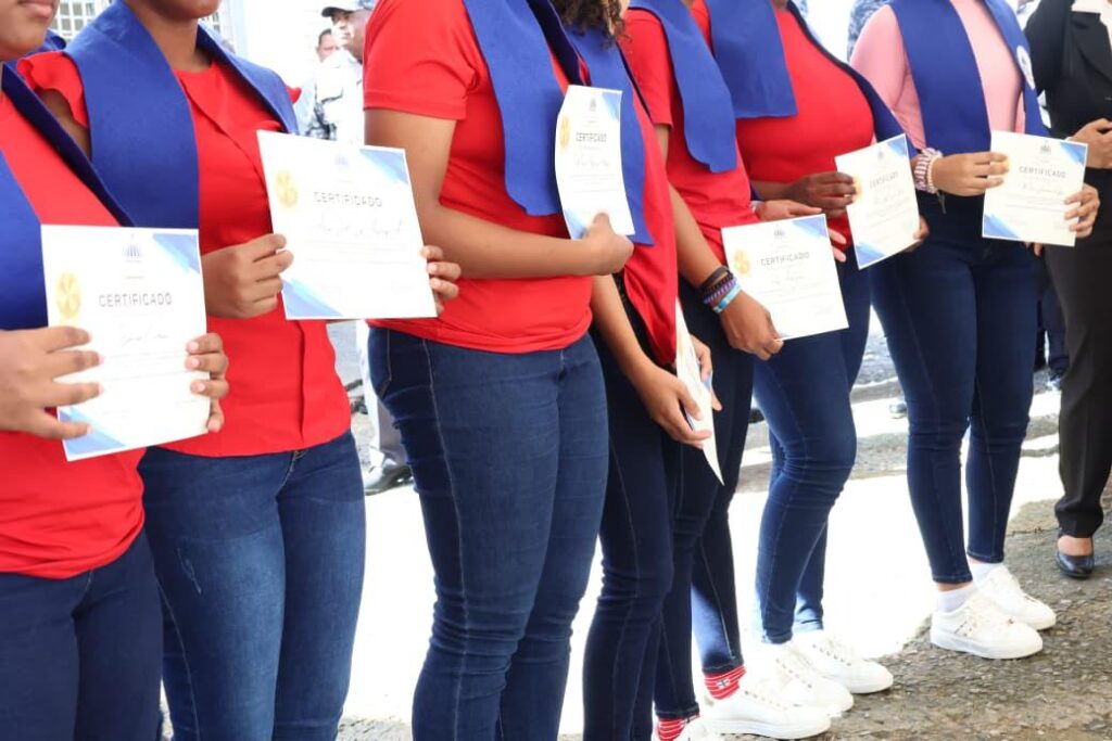 Desarrollo de la Comunidad capacita adolescentes en conflicto con la ley | 2 | Desarrollo de la Comunidad capacita adolescentes en conflicto con la ley - Noticias de hoy en República Dominicana | De Último Minuto