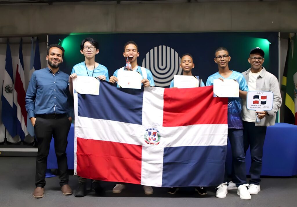 Estudiantes dominicanos se destacan en la vigésimo séptima Olimpiada de Matemática de Centroamérica y el Caribe | 2 | Estudiantes dominicanos se destacan en la vigésimo séptima Olimpiada de Matemática de Centroamérica y el Caribe - Noticias de hoy en República Dominicana | De Último Minuto