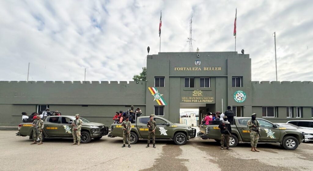 Ejército detiene más de 180 mil extranjeros indocumentados durante operativos realizados en el año 2025 - Noticias de hoy en República Dominicana | De Último Minuto