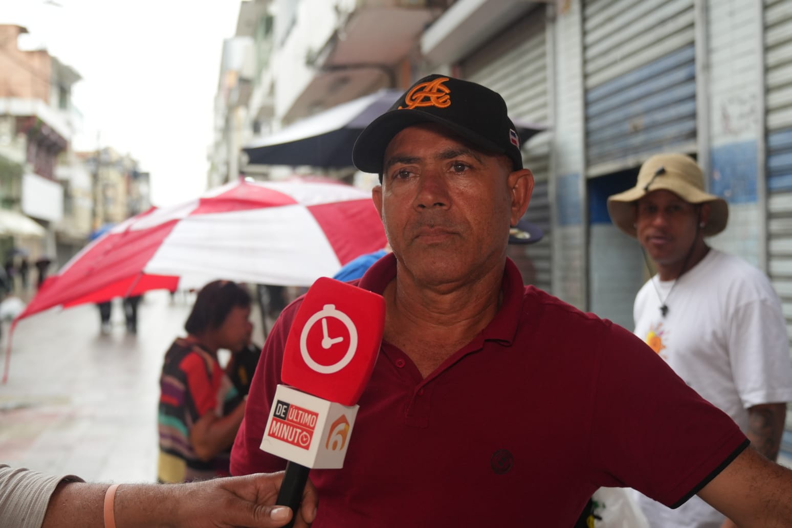 “Ha sido un año muy difícil”: ciudadanos evalúan el 2025 y esperan un mejor 2026 - Noticias de hoy en República Dominicana | De Último Minuto