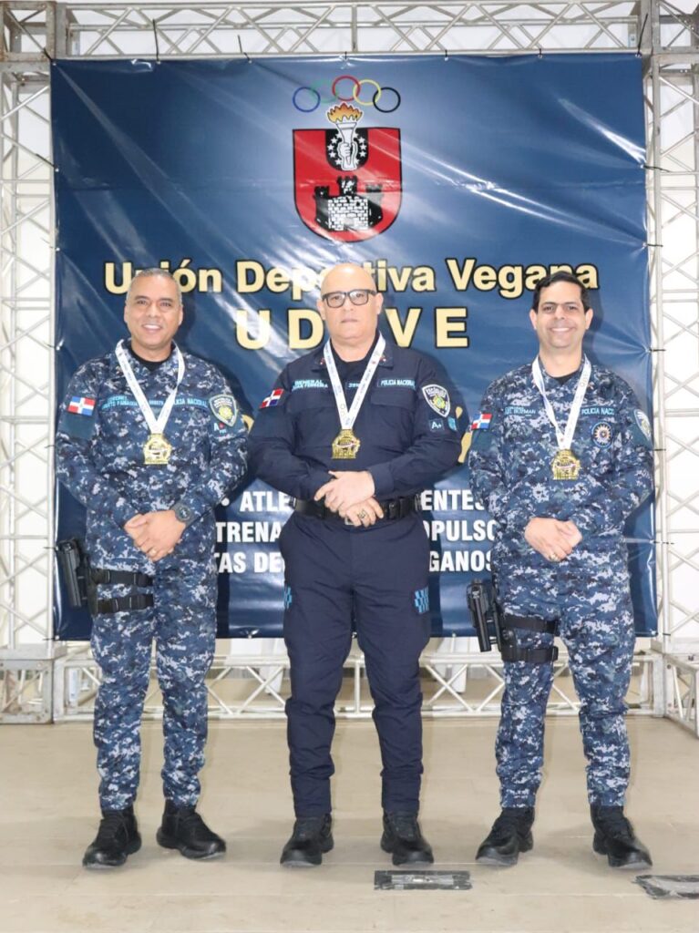 Policía Nacional recibe reconocimiento de la Unión Deportiva Vegana | 5 | Policía Nacional recibe reconocimiento de la Unión Deportiva Vegana - Noticias de hoy en República Dominicana | De Último Minuto