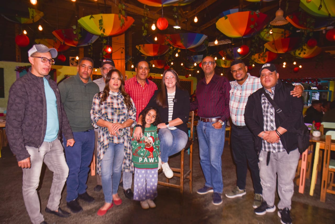 Qué ponerse para ir a un club (Hombres): Atuendos según el lugar | Truekung, image size:1280x855