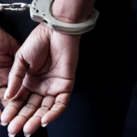 Arrestan a mujer acusada de protagonizar incidente violento en hospital de La Vega