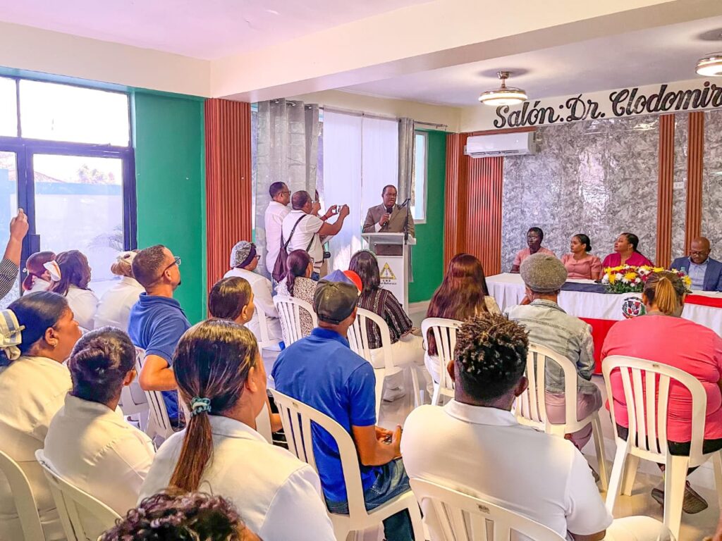 Colegio Médico Dominicano inaugura moderna área social en su Casa Club de Neiba | 3 | Colegio Médico Dominicano inaugura moderna área social en su Casa Club de Neiba - Noticias de hoy en República Dominicana | De Último Minuto