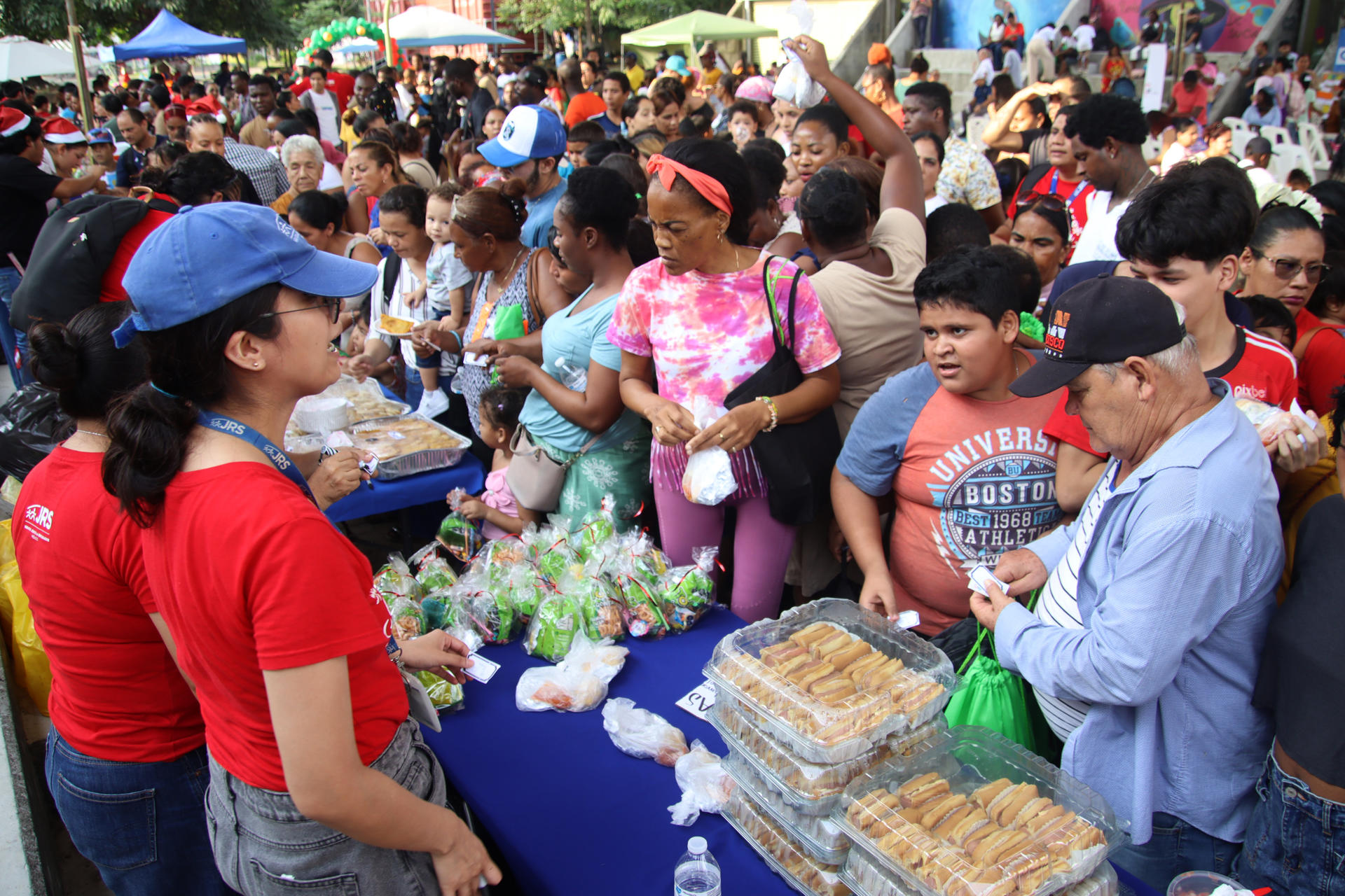 Migrantes en frontera norte y sur de México celebran Navidad en medio de la incertidumbre