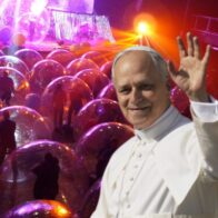 El papa asistirá al concierto de Bubble para los pobres: "La música es una forma de amor"