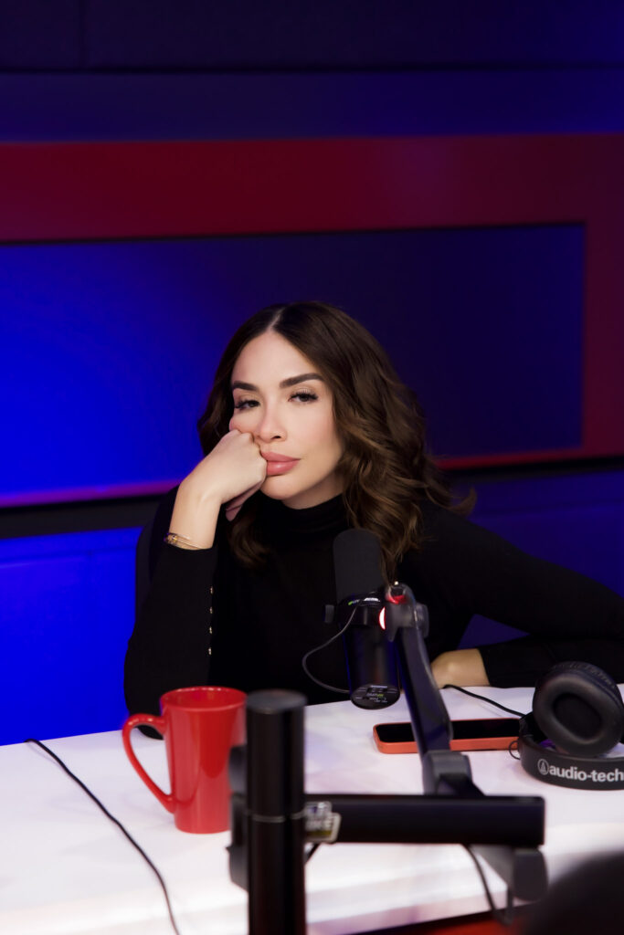 Denuncian ataque de bots contra Gabi Desangles y Martínez Brito tras comentarios en Esto No es Radio | 2 | Denuncian ataque de bots contra Gabi Desangles y Martínez Brito tras comentarios en Esto No es Radio - Noticias de hoy en República Dominicana | De Último Minuto