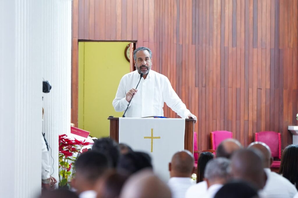 INEFI celebra misa en conmemoración de su 28 aniversario | 2 | INEFI celebra misa en conmemoración de su 28 aniversario - Noticias de hoy en República Dominicana | De Último Minuto