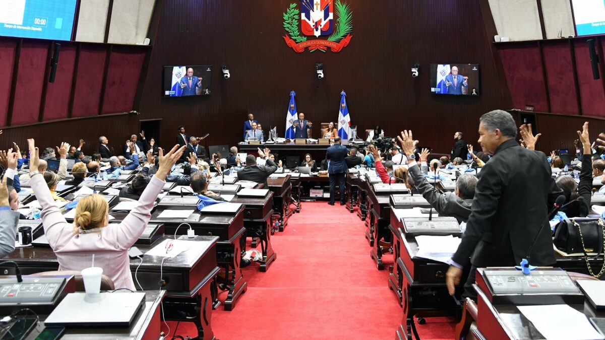 Cámara de Diputados aprueba ley de la DNI en medio de advertencias de la oposición - Noticias de hoy en República Dominicana | De Último Minuto