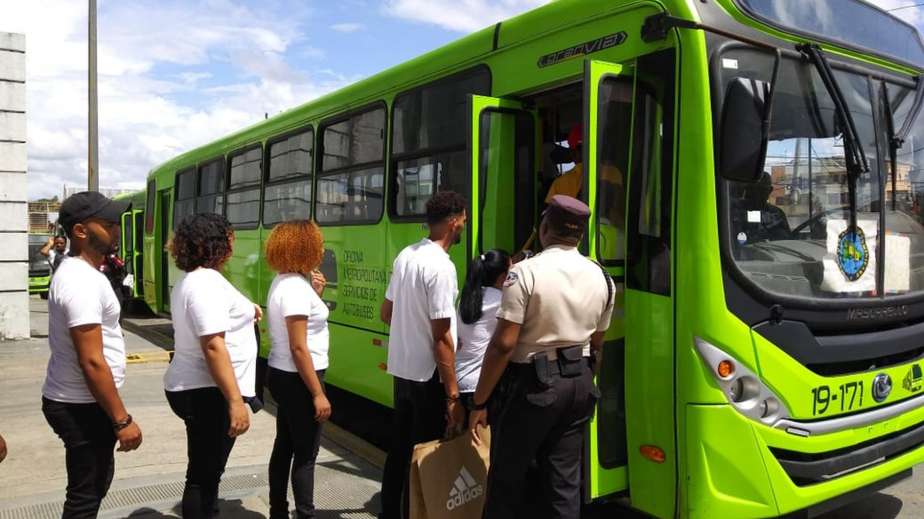 OMSA integrará 100 autobuses y lanza corredores reformados en su 28 aniversario