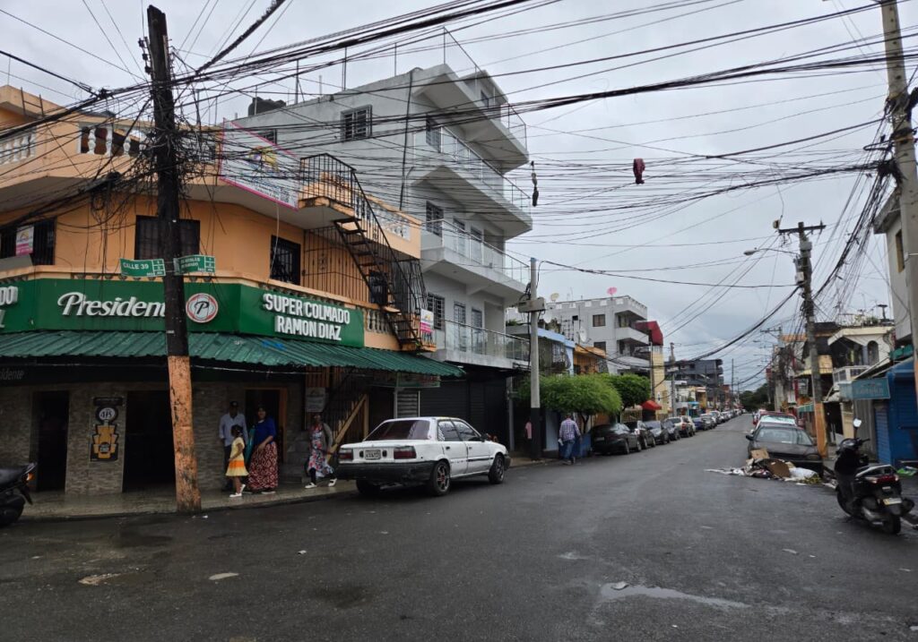 Ambiente tranquilo marcó celebraciones de Año Nuevo en centros de expendio de bebidas alcohólicas del Gran Santo Domingo | 7 | Ambiente tranquilo marcó celebraciones de Año Nuevo en centros de expendio de bebidas alcohólicas del Gran Santo Domingo - Noticias de hoy en República Dominicana | De Último Minuto