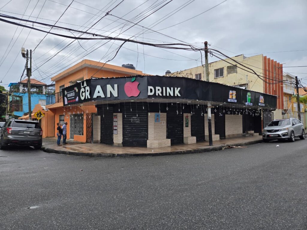 Ambiente tranquilo marcó celebraciones de Año Nuevo en centros de expendio de bebidas alcohólicas del Gran Santo Domingo | 4 | Ambiente tranquilo marcó celebraciones de Año Nuevo en centros de expendio de bebidas alcohólicas del Gran Santo Domingo - Noticias de hoy en República Dominicana | De Último Minuto