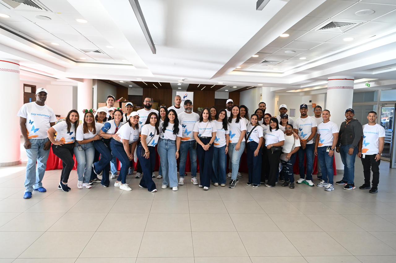 Voluntariado Banreservas llena de alegría el Día de Reyes con entrega de juguetes