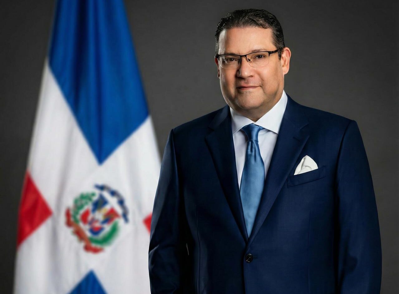 Eduardo “Yayo” Sanz Lovatón es designado ministro de Industria, Comercio y Mipymes - Noticias de hoy en República Dominicana | De Último Minuto