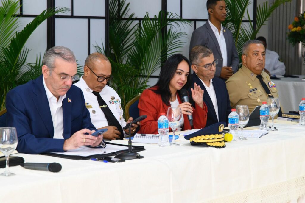 Gobierno refuerza políticas públicas de prevención y amplía el control para la reducción del crimen y los conflictos sociales | 5 | Gobierno refuerza políticas públicas de prevención y amplía el control para la reducción del crimen y los conflictos sociales - Noticias de hoy en República Dominicana | De Último Minuto