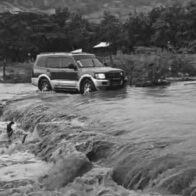 Seis años esperando: comunidad de Estero Hondo sigue sin puente y cruza entre el peligro - Noticias de hoy en República Dominicana | De Último Minuto