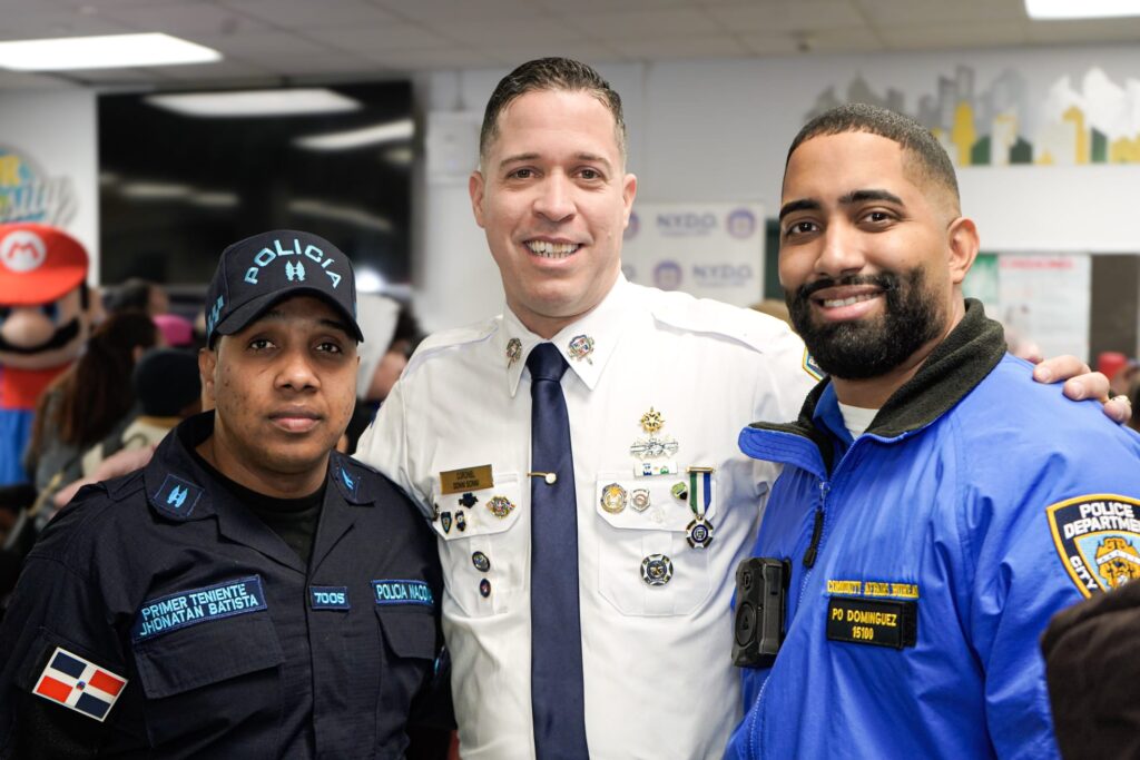 NYDO y dominicanos en EE. UU. celebran el Día de Reyes con apoyo de la Policía Nacional Dominicana en Nueva York | 2 | NYDO y dominicanos en EE. UU. celebran el Día de Reyes con apoyo de la Policía Nacional Dominicana en Nueva York