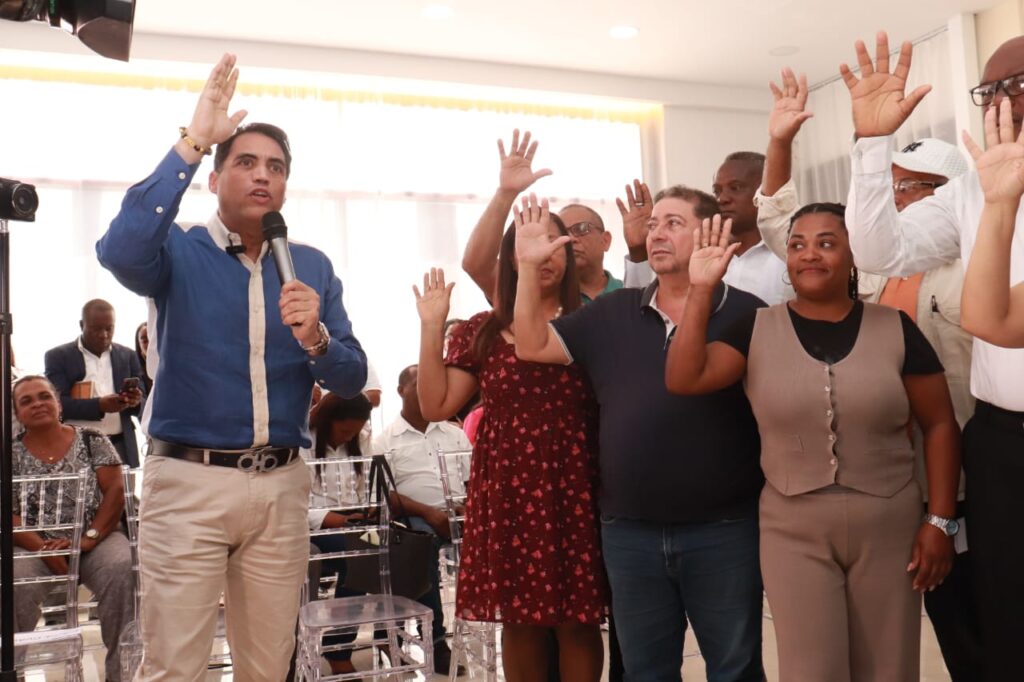 La Camep juramenta nueva directiva y presenta su visión de cambio inmediato para 2026 | 5 | La Camep juramenta nueva directiva y presenta su visión de cambio inmediato para 2026 - Noticias de hoy en República Dominicana | De Último Minuto