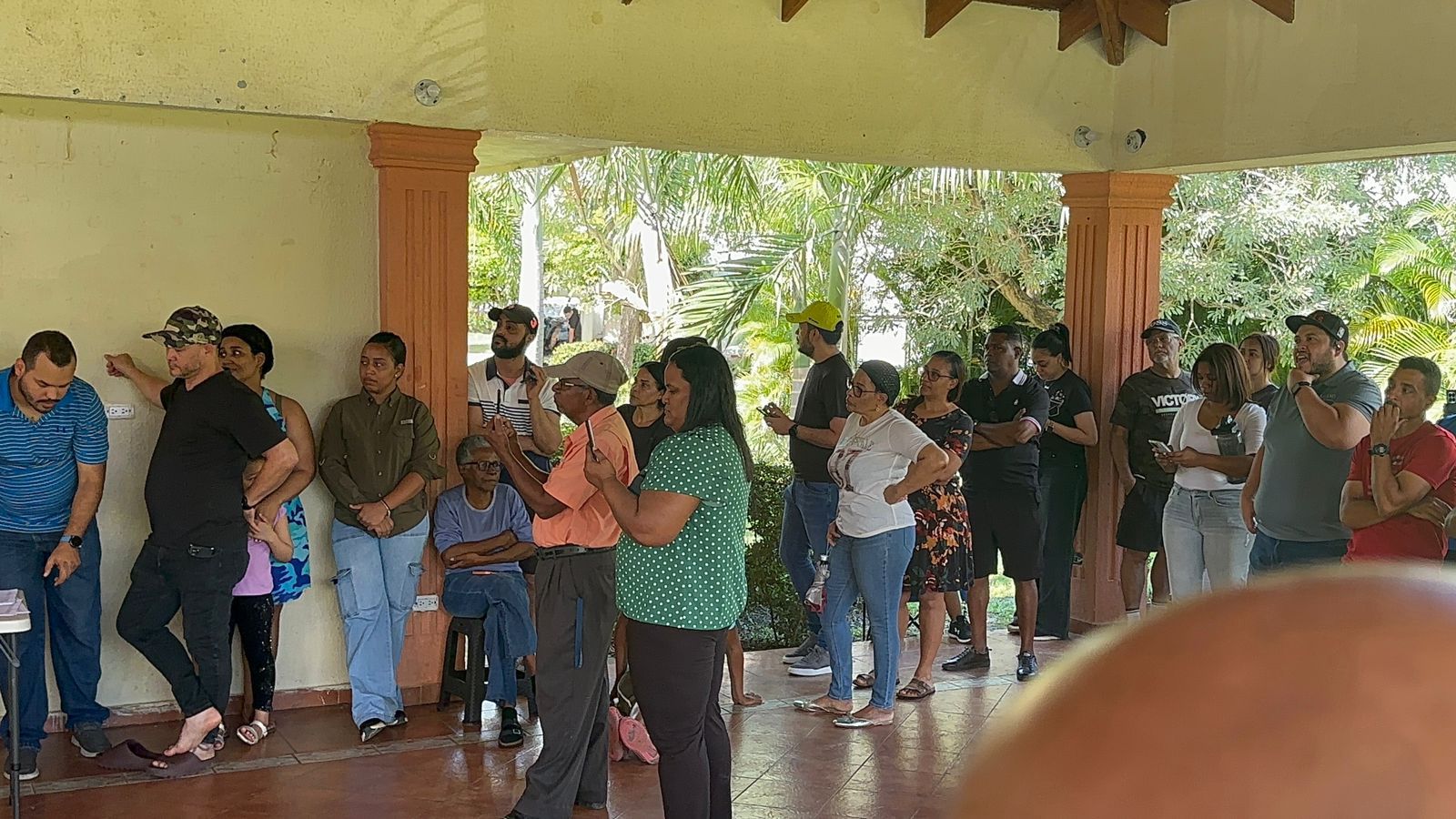 CAASD va a la comunidad y adelanta inicio trabajos rehabilitación tanque Juan Rafael - Noticias de hoy en República Dominicana | De Último Minuto