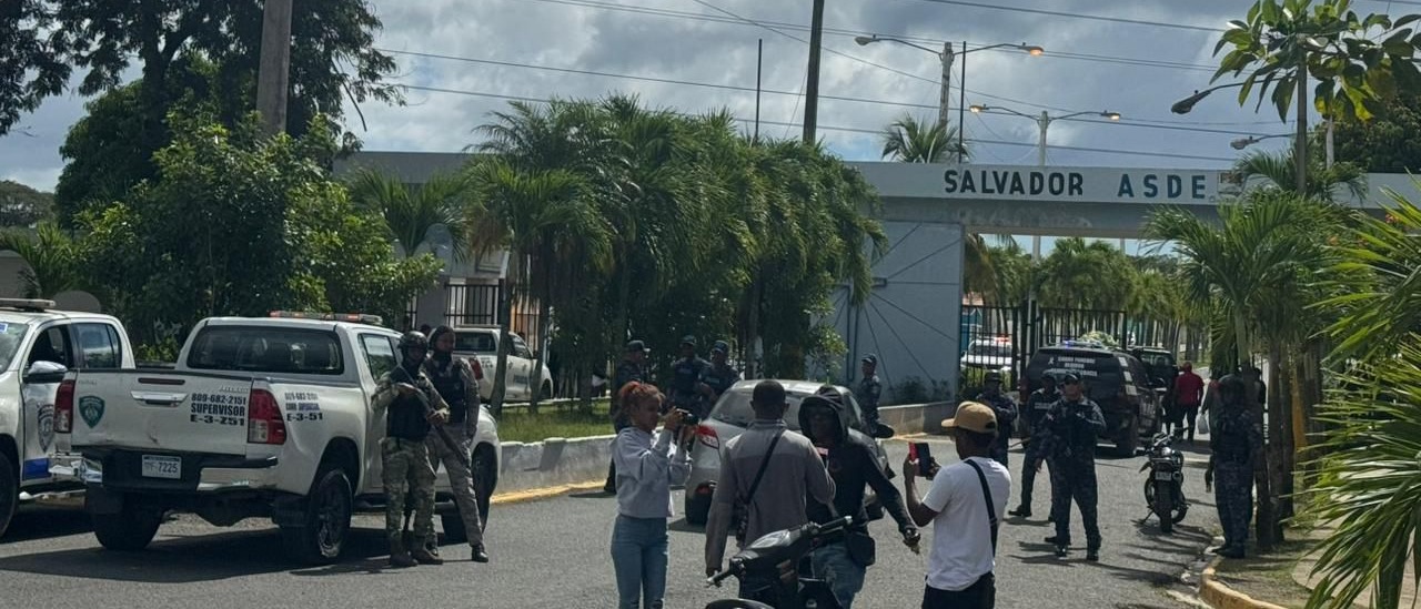 PN se apodera del féretro durante cortejo fúnebre de joven abatido en San Luis