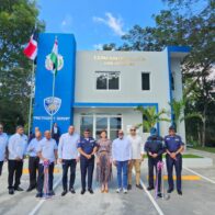 Vicepresidenta Raquel Peña inaugura estación de policía de Los Jardines