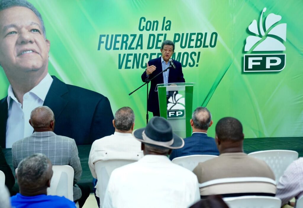 "Gobierno del PRM es un desastre; la canasta básica aumentó RD$14 mil", afirma Leonel Fernández | 2 | "Gobierno del PRM es un desastre; la canasta básica aumentó RD$14 mil", afirma Leonel Fernández - Noticias de hoy en República Dominicana | De Último Minuto