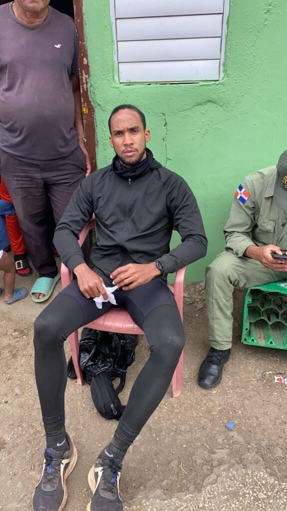 Defensa Civil encuentra con vida joven desaparecido tras ser envestido por vaca en Cordillera Central | 2 | Defensa Civil encuentra con vida joven desaparecido tras ser envestido por vaca en Cordillera Central - Noticias de hoy en República Dominicana | De Último Minuto