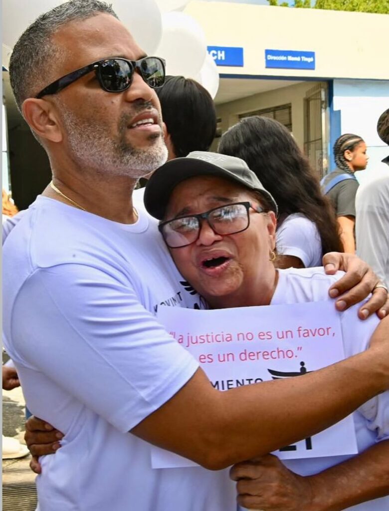 Rostros que no olvidan: clamor de justicia tras la tragedia Jet Set | 7 | Rostros que no olvidan: clamor de justicia tras la tragedia Jet Set - Noticias de hoy en República Dominicana | De Último Minuto