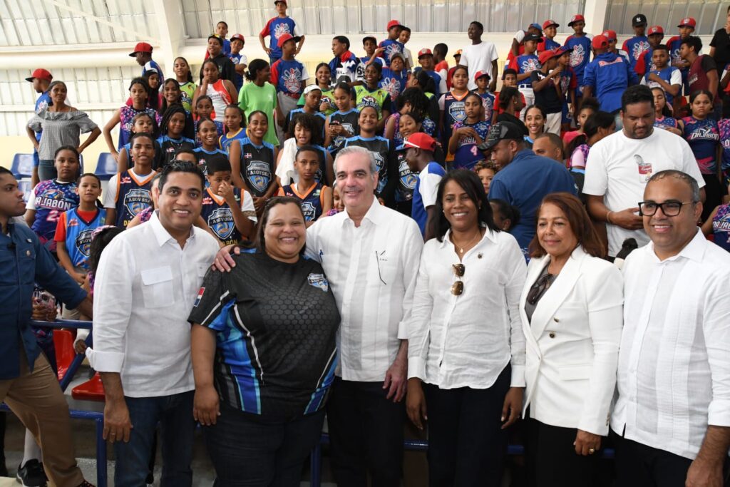 Gobierno entrega obras deportivas en Dajabón con inversión de RD$43.5 millones | 4 | Gobierno entrega obras deportivas en Dajabón con inversión de RD$43.5 millones - Noticias de hoy en República Dominicana | De Último Minuto