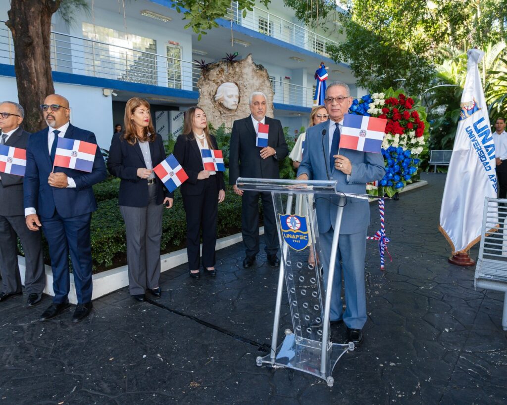 Unapec inicia el Mes de la Patria con homenaje a Juan Pablo Duarte | 2 | Unapec inicia el Mes de la Patria con homenaje a Juan Pablo Duarte - Noticias de hoy en República Dominicana | De Último Minuto