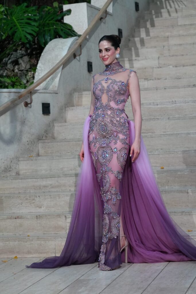 Miss Universo Fátima Bosch deslumbró en la pasarela del desfile de Giannina Azar | 3 | Miss Universo Fátima Bosch deslumbró en la pasarela del desfile de Giannina Azar - Noticias de hoy en República Dominicana | De Último Minuto