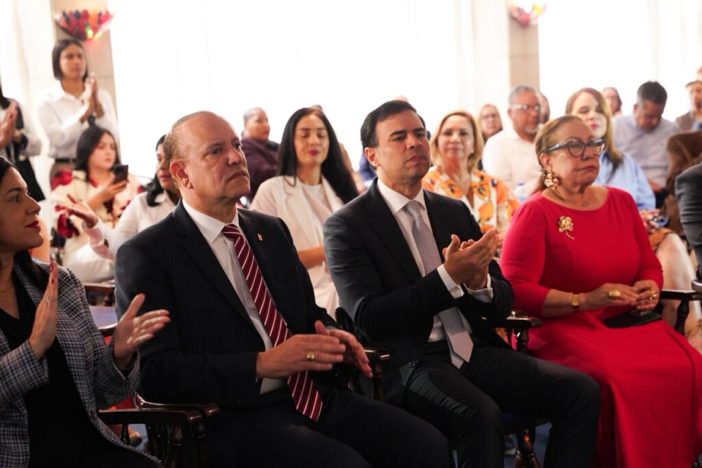 Anuncian primera Feria Regional del Libro y la Cultura Cibao del 20 al 26 de abril | 3 | Anuncian primera Feria Regional del Libro y la Cultura Cibao del 20 al 26 de abril - Noticias de hoy en República Dominicana | De Último Minuto