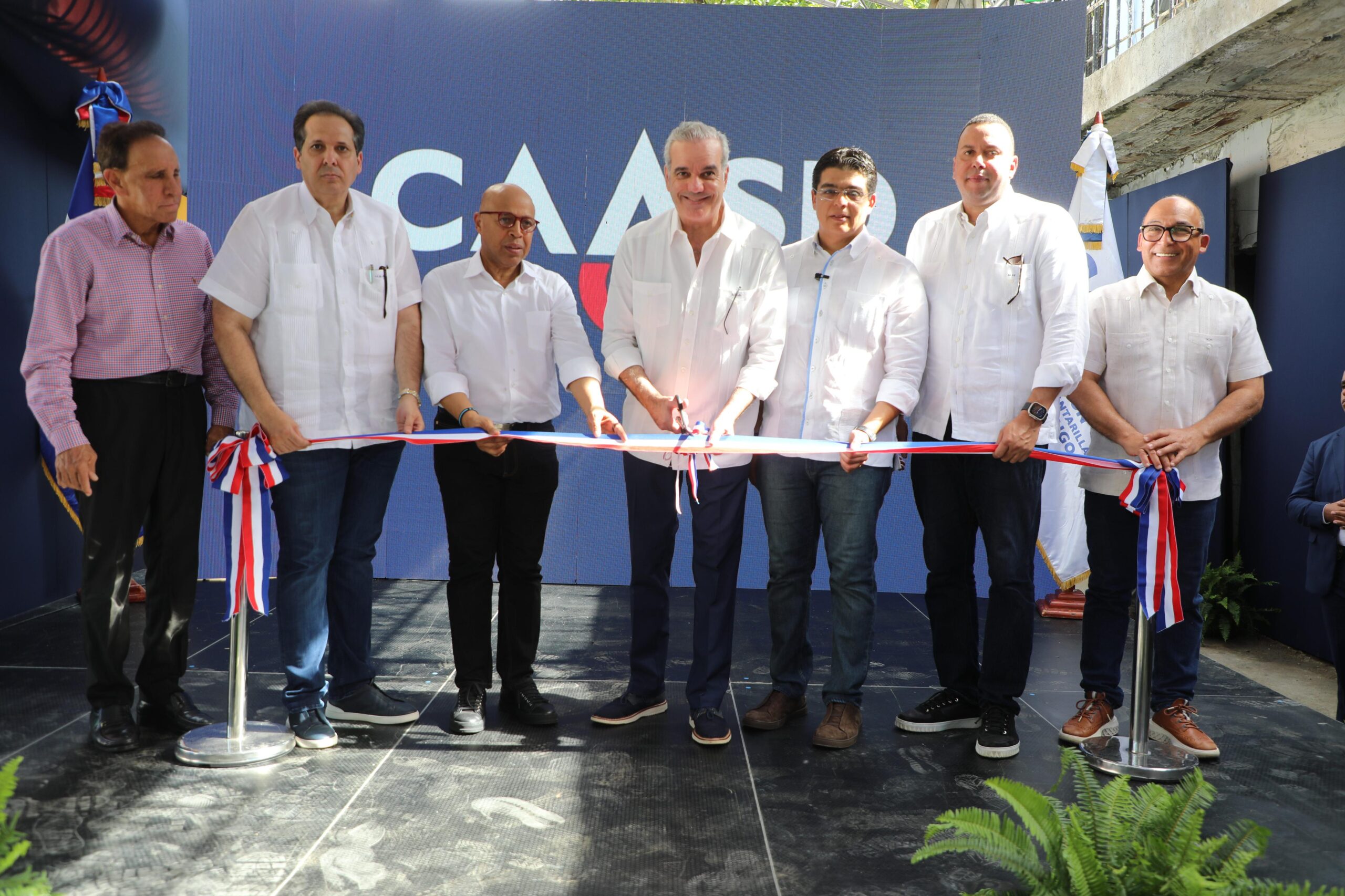 Presidente Abinader entrega saneada la cañada de Los Peralejos y beneficia a más de 30 mil habitantes - Noticias de hoy en República Dominicana | De Último Minuto