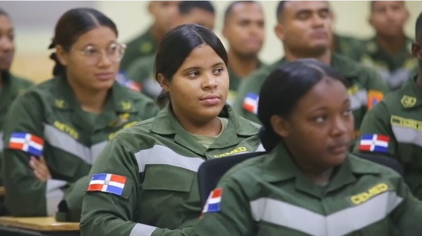 Fundación Mujeres al Volante RD imparte jornada de educación vial a jóvenes del CEMET | 3 | Fundación Mujeres al Volante RD imparte jornada de educación vial a jóvenes del CEMET - Noticias de hoy en República Dominicana | De Último Minuto