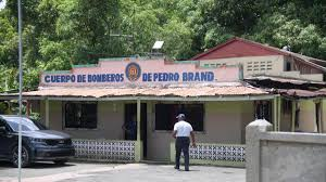 Alcalde de Pedro Brand denuncia cobro ilegal de arbitrios por parte del Cuerpo de Bomberos | 3 | Alcalde de Pedro Brand denuncia cobro ilegal de arbitrios por parte del Cuerpo de Bomberos - Noticias de hoy en República Dominicana | De Último Minuto