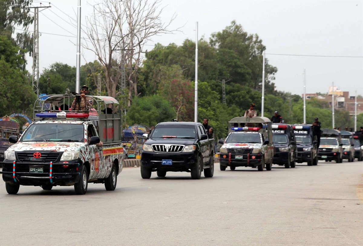 Matan a tiros a cuatro policías en dos ataques en el noroeste de Pakistán