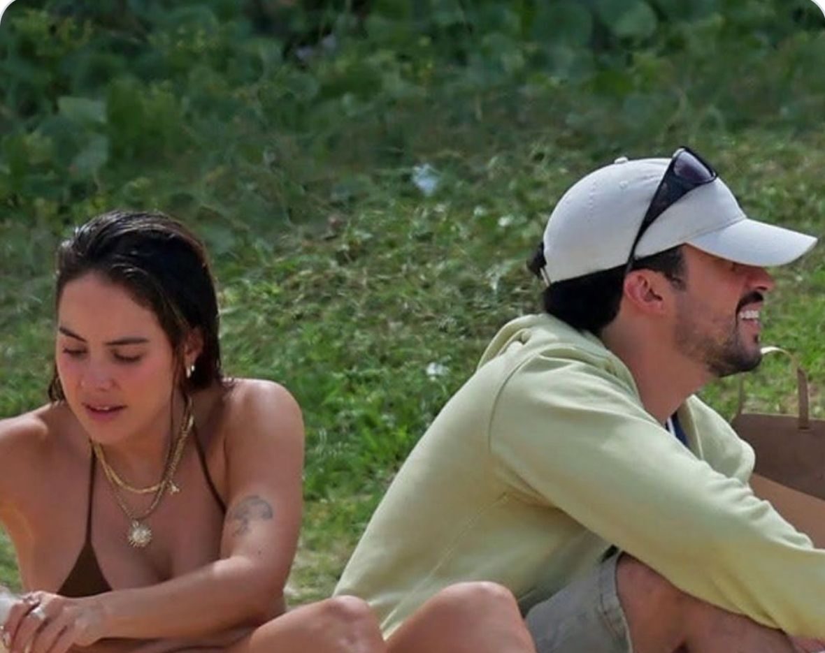 Bad Bunny y su expareja Gabriela encienden rumores de reconciliación al ser vistos en la playa - Noticias de hoy en República Dominicana | De Último Minuto