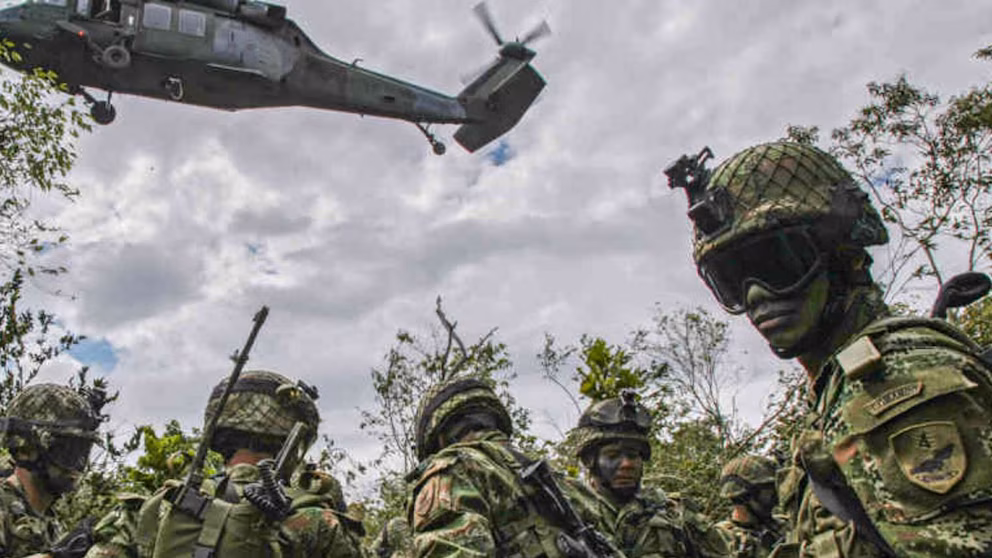 Ministro de Defensa defiende contrato de helicópteros MI-17 y asegura recuperación total de recursos | 2 | Ministro de Defensa defiende contrato de helicópteros MI-17 y asegura recuperación total de recursos - Noticias de hoy en República Dominicana | De Último Minuto