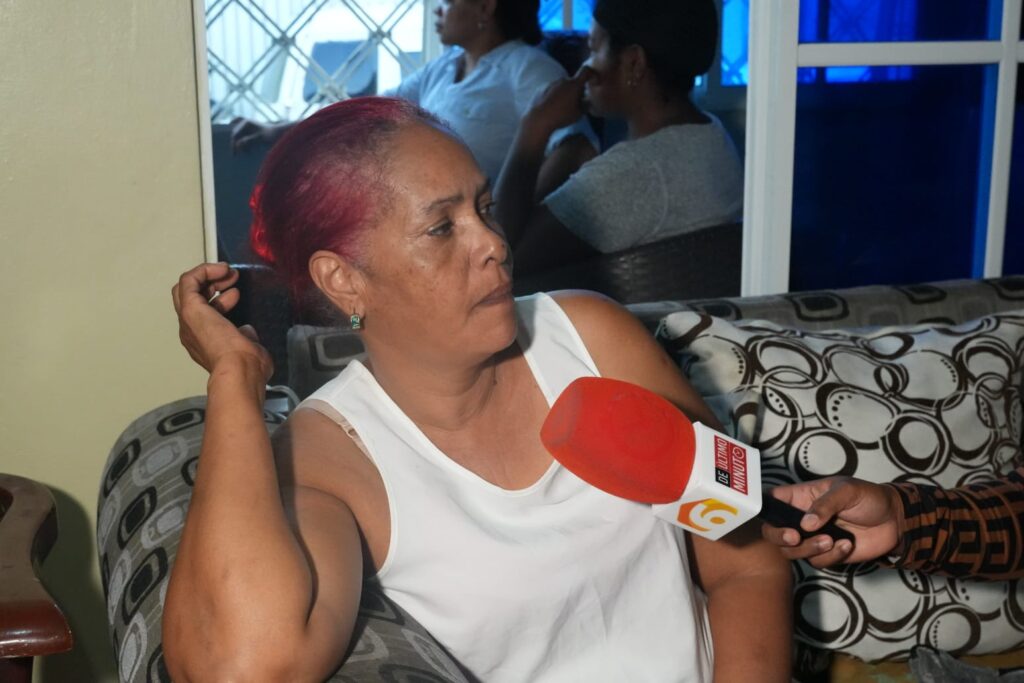 Piden justicia por asesinato de joven atacado a machetazos en El Almirante | 5 | Piden justicia por asesinato de joven atacado a machetazos en El Almirante - Noticias de hoy en República Dominicana | De Último Minuto