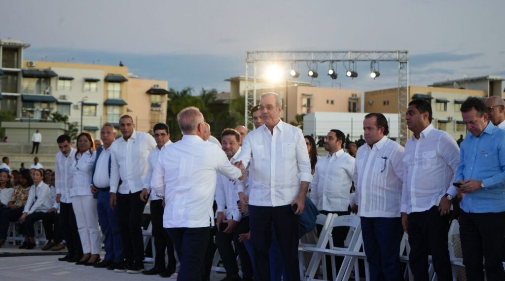 Inauguran anfiteatro La Gaviota en Ciudad Juan Bosch con inversión superior a RD$407 millones | 4 | Inauguran anfiteatro La Gaviota en Ciudad Juan Bosch con inversión superior a RD$407 millones - Noticias de hoy en República Dominicana | De Último Minuto