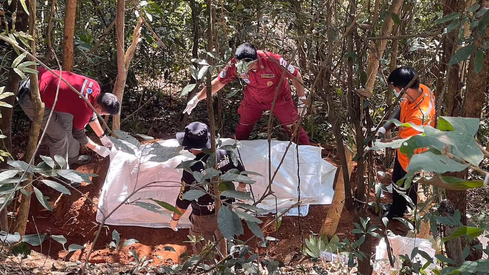 Entierran a un hombre por error en Tailandia y regresa con su familia 15 días después | 2 | Entierran a un hombre por error en Tailandia y regresa con su familia 15 días después - Noticias de hoy en República Dominicana | De Último Minuto