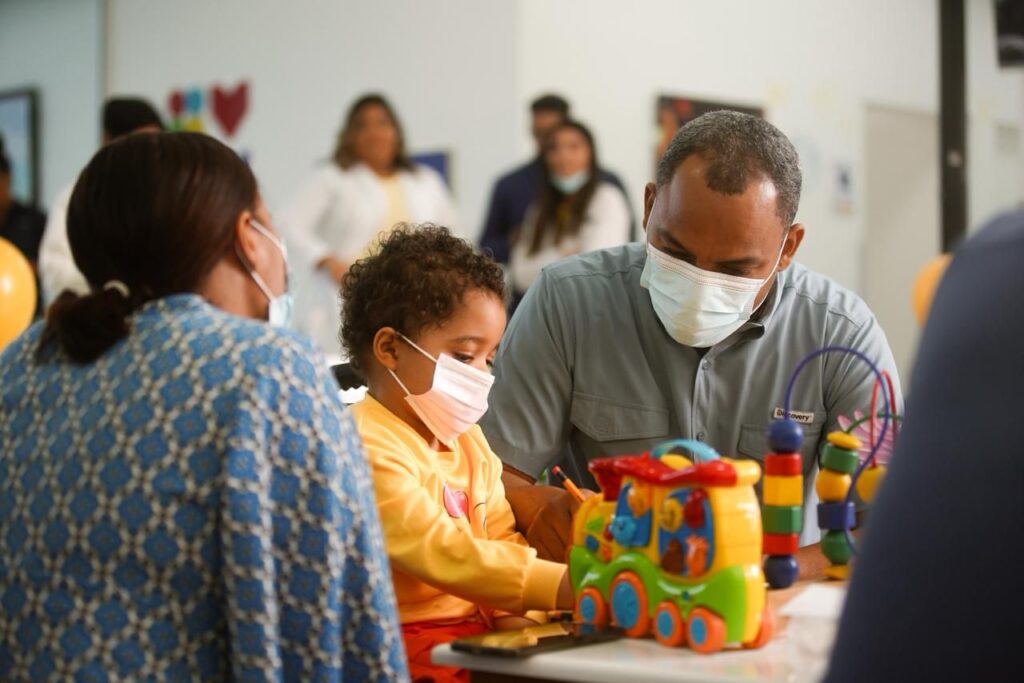 Primera dama comparte con niños y adolescentes con cáncer en Unidad Oncopediátrica | 4 | Primera dama comparte con niños y adolescentes con cáncer en Unidad Oncopediátrica - Noticias de hoy en República Dominicana | De Último Minuto