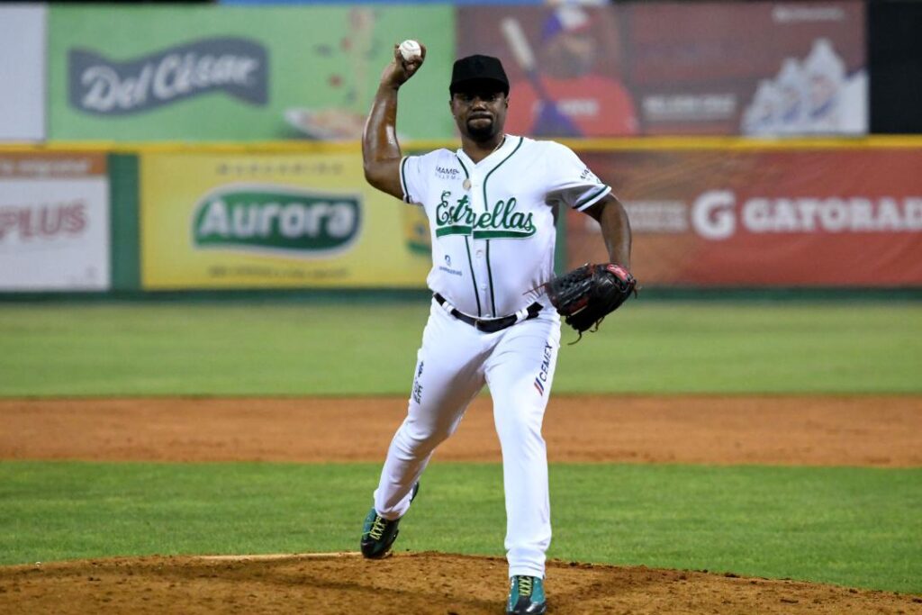 Estrellas Orientales vuelven a contratar a relevistas Gerónimo Franzúa y Raffi Vizcaíno