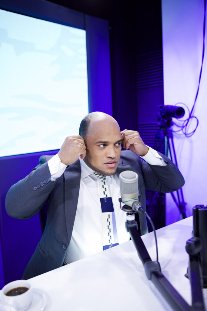 Jonatan Familia denuncia "mafia" en patrulla de Migración que libera a indocumentados por dinero | 2 | Jonatan Familia denuncia "mafia" en patrulla de Migración que libera a indocumentados por dinero - Noticias de hoy en República Dominicana | De Último Minuto