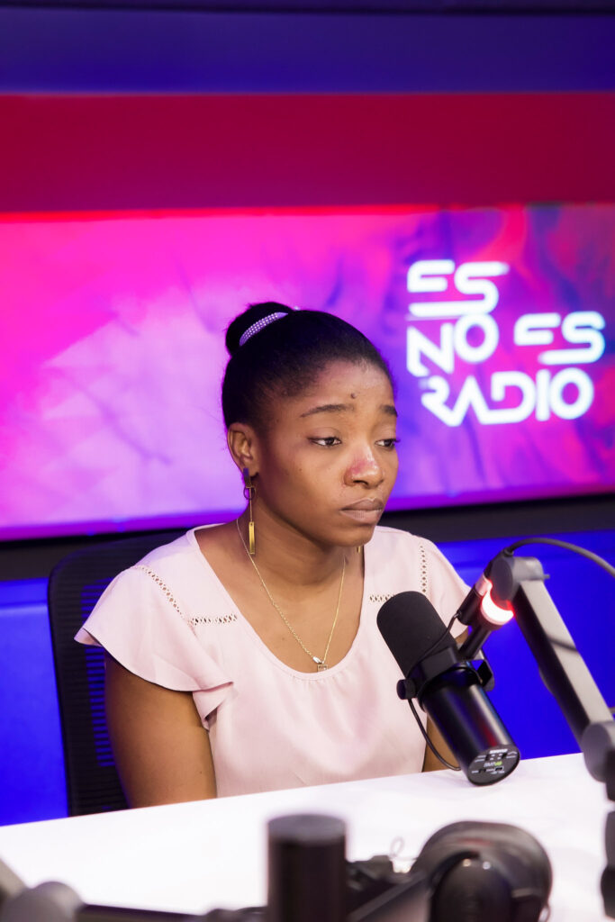 Habla madre de bebé supuestamente "robada" por el padre: Afirma era amenazada con ser deportada - Noticias de hoy en República Dominicana | De Último Minuto